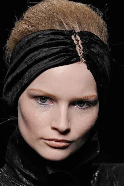 Look 72